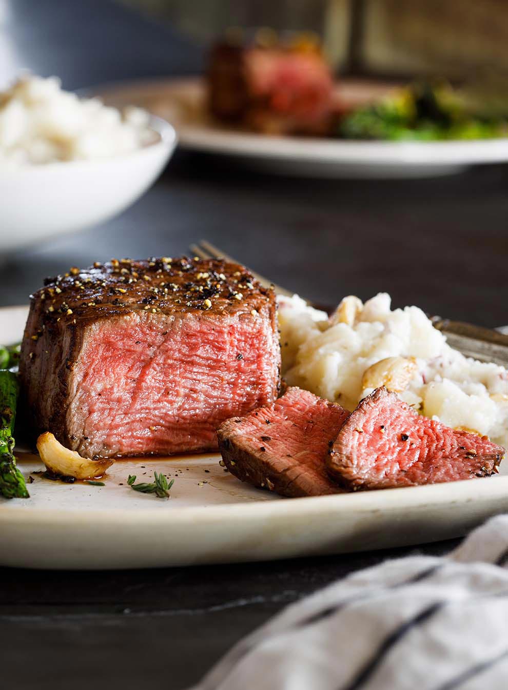 Buy Reserve Tenderloin Steak Online Four Sixes® Ranch Brand Beef